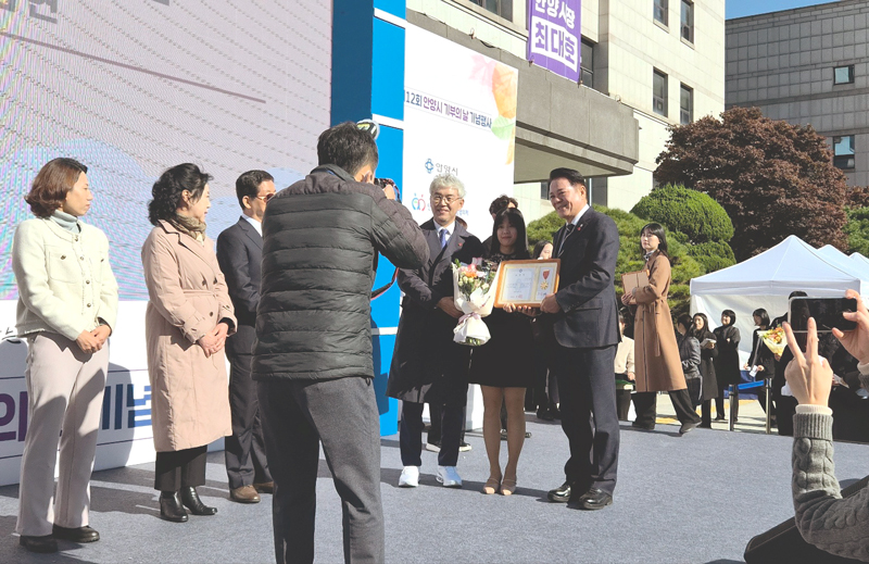 e38a0a6ec5aa13c3194f2d19aca9a094_1762219686_7423.jpg e38a0a6ec5aa13c3194f2d19aca9a094_1762219686_7423.jpg